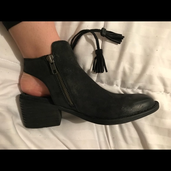 Born Shoes - BORN BOOTIES ✨